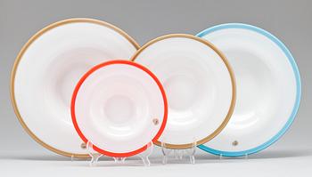 VASER, 2 st samt FAT, 4 st, glas, Holmegaard, 1900-tal.