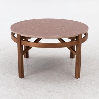 Kerstin Olby, Bord med kalkstensskiva, Opus', Olby Design, 2020.