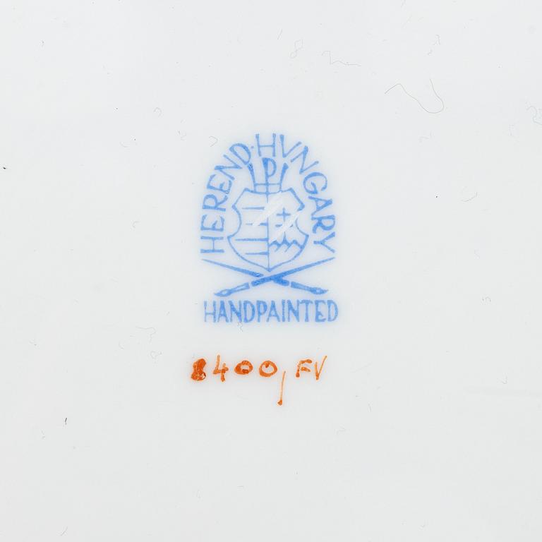 Stort praktfat, porslin, "Chinese Bouqet" / "Green Apponyi", Herend, Ungern 1900-talets mitt.