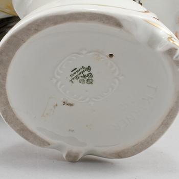 FIGURIN, porslin, Theodor Kärner, Rosenthal, omkring 1900-talets mitt.