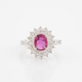 Ring, platinum with ruby and brilliant-cut diamonds, accompanying GIA report.