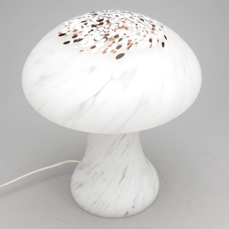 BORDSLAMPA, glas, Monica Backström, kosta. 1970-tal.