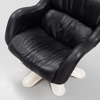 Yrjö Kukkapuro, a model 418N armchair, Haimi, 1970's.