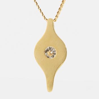 Pendant in 18K gold with a round brilliant-cut diamond.