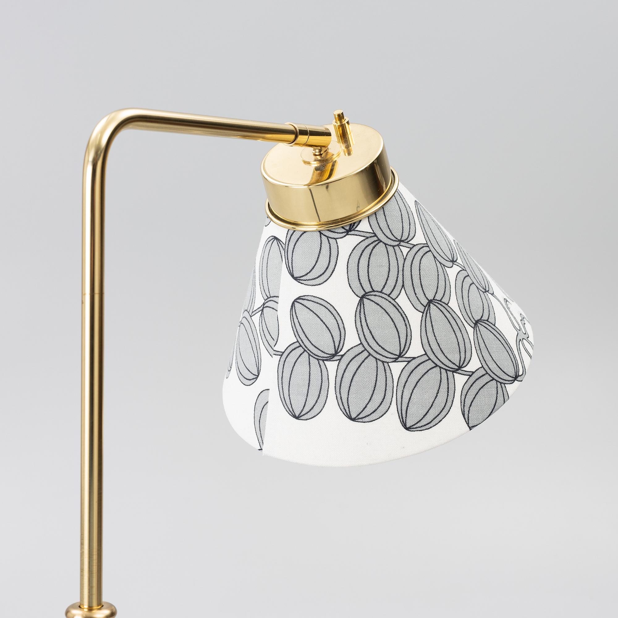 Josef Frank, golvlampa, modell 1842, Firma Svenskt Tenn.