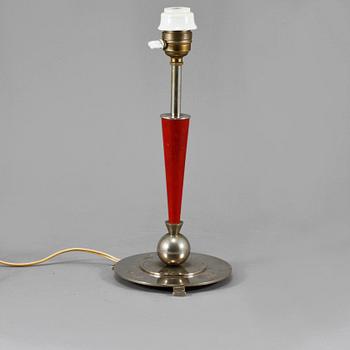 BORDSLAMPA, 1900-talets andra kvartal.