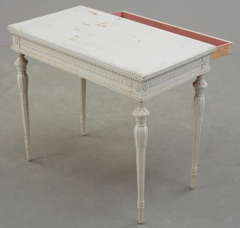 SKRIVBORD, gustaviansk stil, omkring 1900-talets mitt.