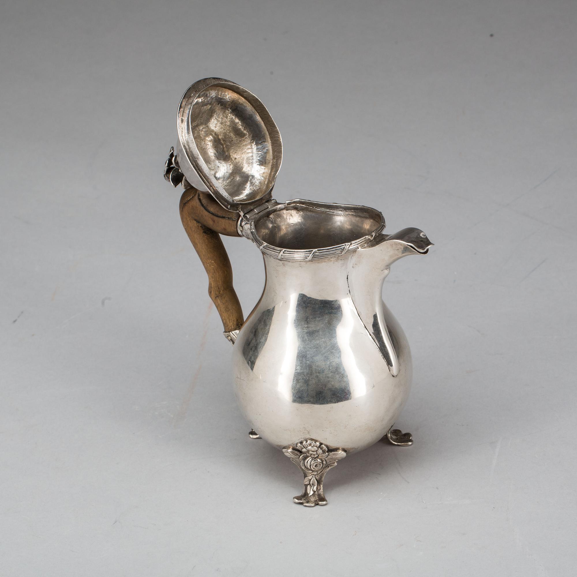 A Swedish 18th century silver coffee-/milk-jug, marks of Jacob Lampa, Stockholm 1777.