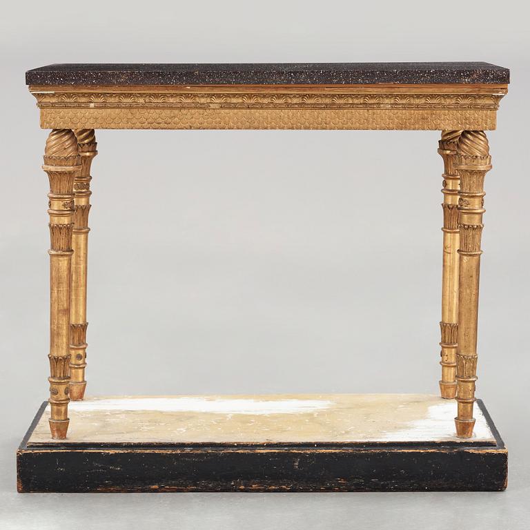 KONSOLBORD, sengustavianskt, 1800-talets början.