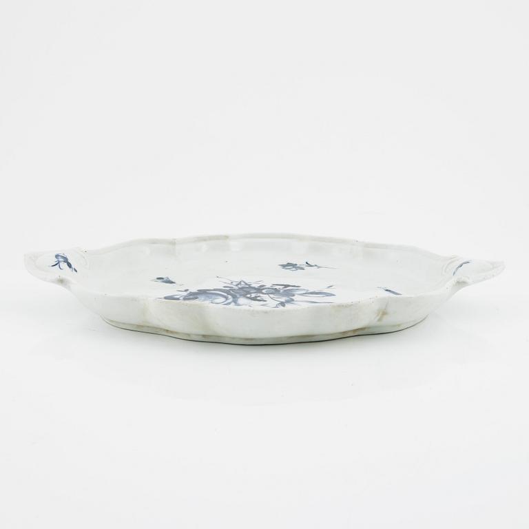 A porcelain serving dish, Meissen, Marcolinis period (1774-1814).
