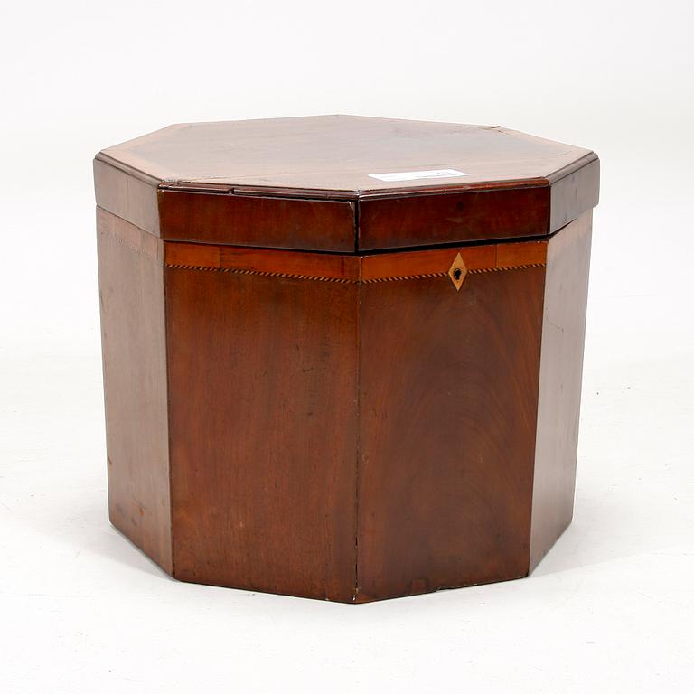 VINKYLARE, England 1800-tal.