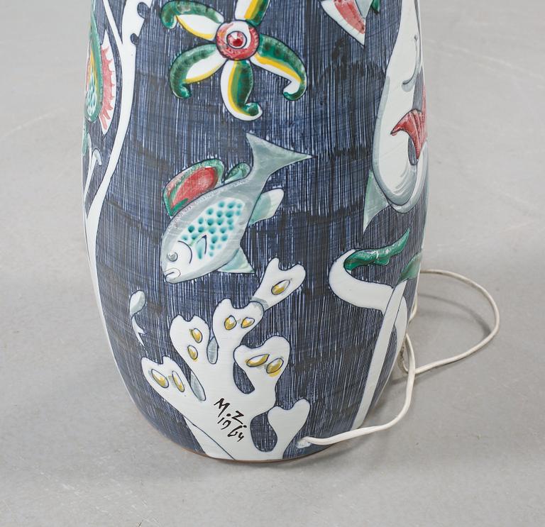 GOLVLAMPA, lergods, Marian Zawadsky, Tilgman, 1964.