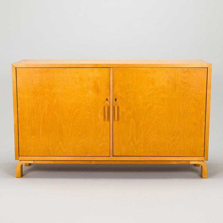 Alvar or Aino Aalto, a mid-20th century cabinet, for O.Y. Huonekalu- ja Rakennustyötehdas A.B.