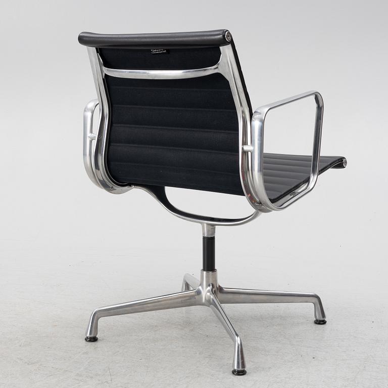 Charles & Ray Eames, armchair, EA 108, Vitra, 2008.