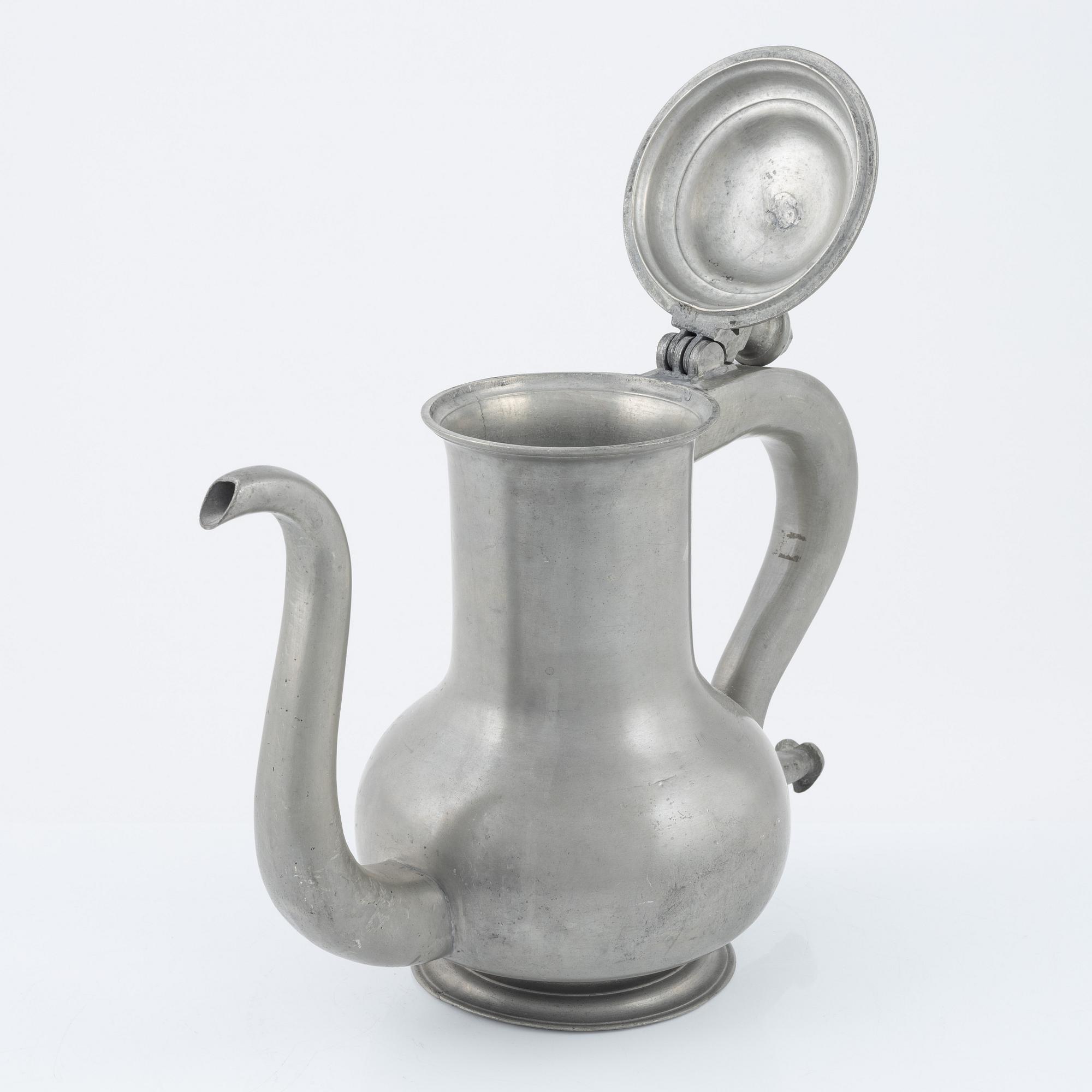 Vinkanna, tenn, av Anders Hedenbom d.y. , Örebro 1761.