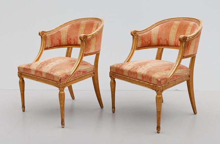 BALJFÅTÖLJER, 1 par, gustaviansk stil, sent 1800-tal.