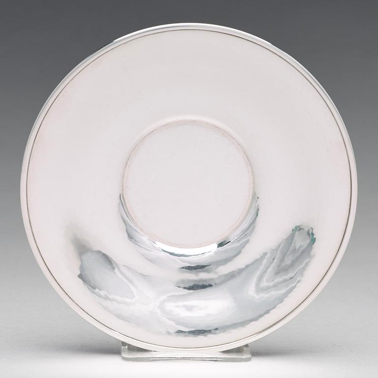 Harald Nielsen, a sterling bowl with cover and stand, Georg Jensen, Denmark 1933-44, design no 610.