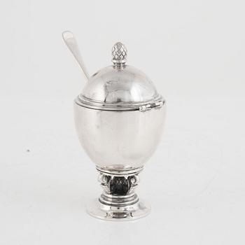 Johan Rohde, senapskanna, sterlingsilver, "Konge", modellnummer 741, Georg Jensen, Danmark 1925-32.