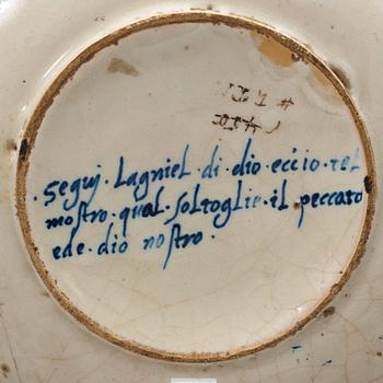 A Maiolica dish, probably Urbino 16th/17th Century.