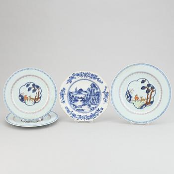 Four blue and white and famille rose export porcelain dishes, Qing dynasty, Qianlong (1736-95).