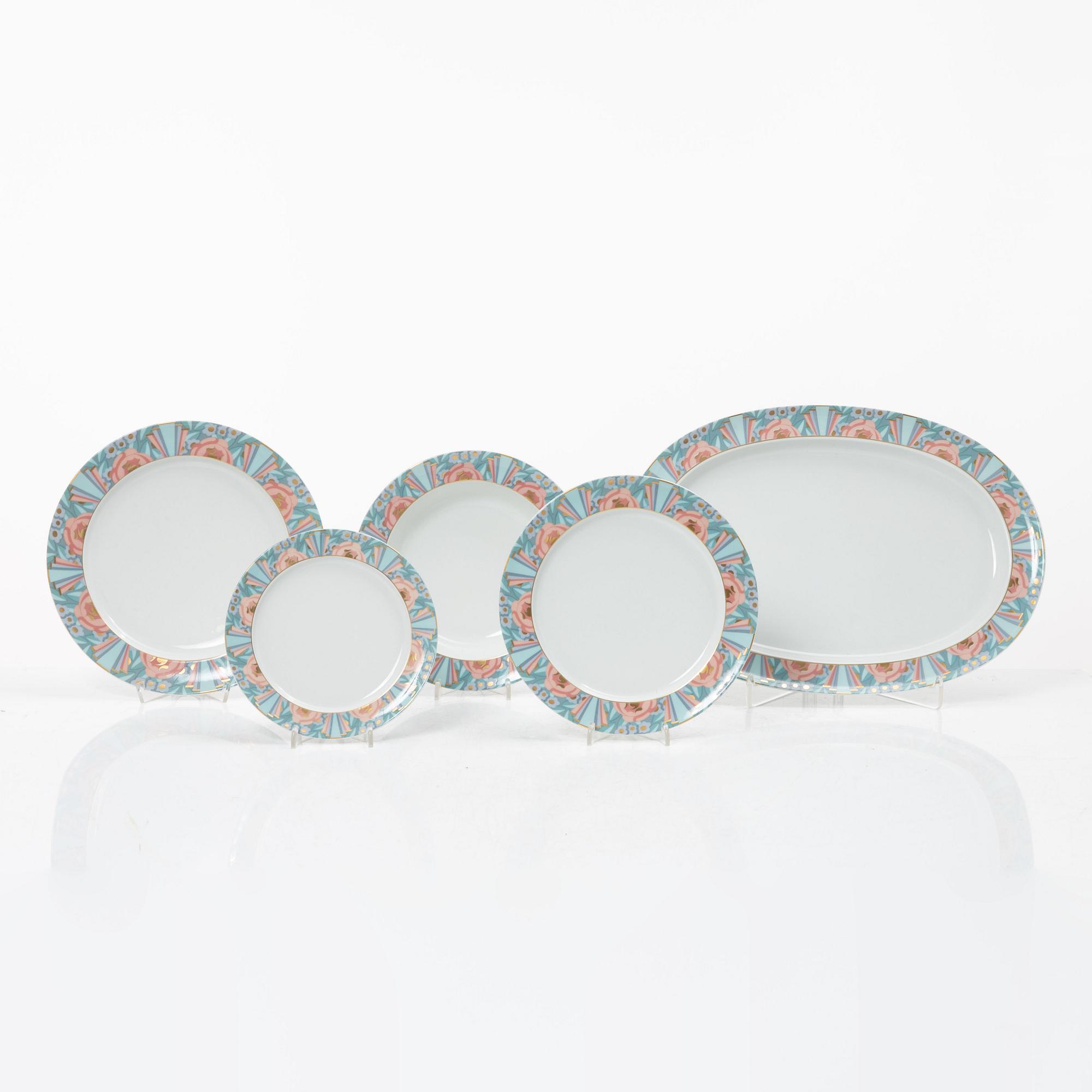 Heikki Orvola, matservis, 77 delar, porslin, "Amoroso",  Rörstrand.