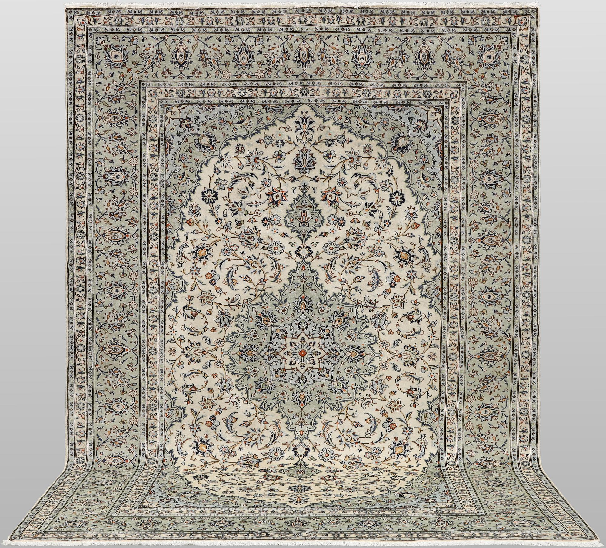 A Keshan carpet, 310 x 206 cm.