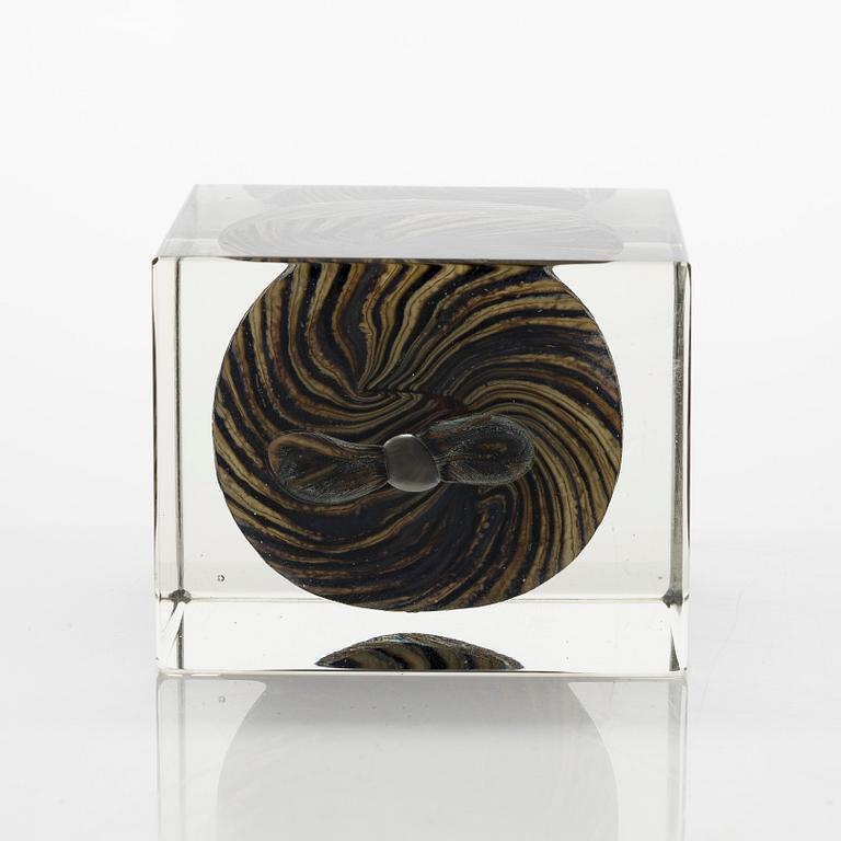 Oiva Toikka, vuosikuutio, signeerattu Oiva Toikka, Nuutajärvi 1980, numeroitu 716/1000.