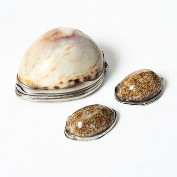 Snäckdosor, tre stycken, Sverige, bla 1847.