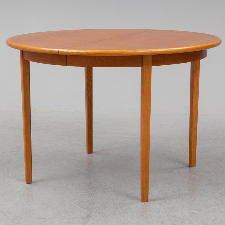 A dining table by Bertil Fridhagen, Bodafors, 1960.