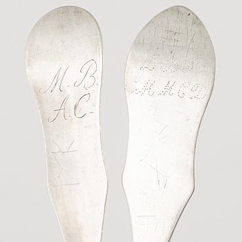 Skedar, 6 st, silver, olika mästare, bl.a. Johan Petter Molér, Visby, 1813 samt 1818.