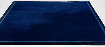 Hertha Bengtson, a tufted carpet, Kinnasand, c. 210 x 210 cm.