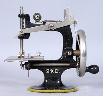 BARNSYMASKIN. Singer. USA, 1920-tal.