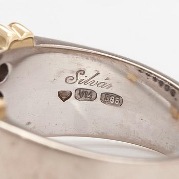 Ring, 14K guld med briljantslipade diamanter totalt ca 0.54 ct. Silván, Helsingfors.