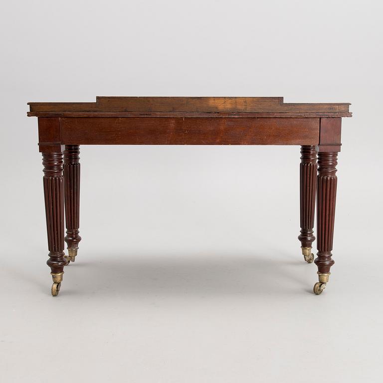 A Victorian mahogany table, latter half of the 19th century.