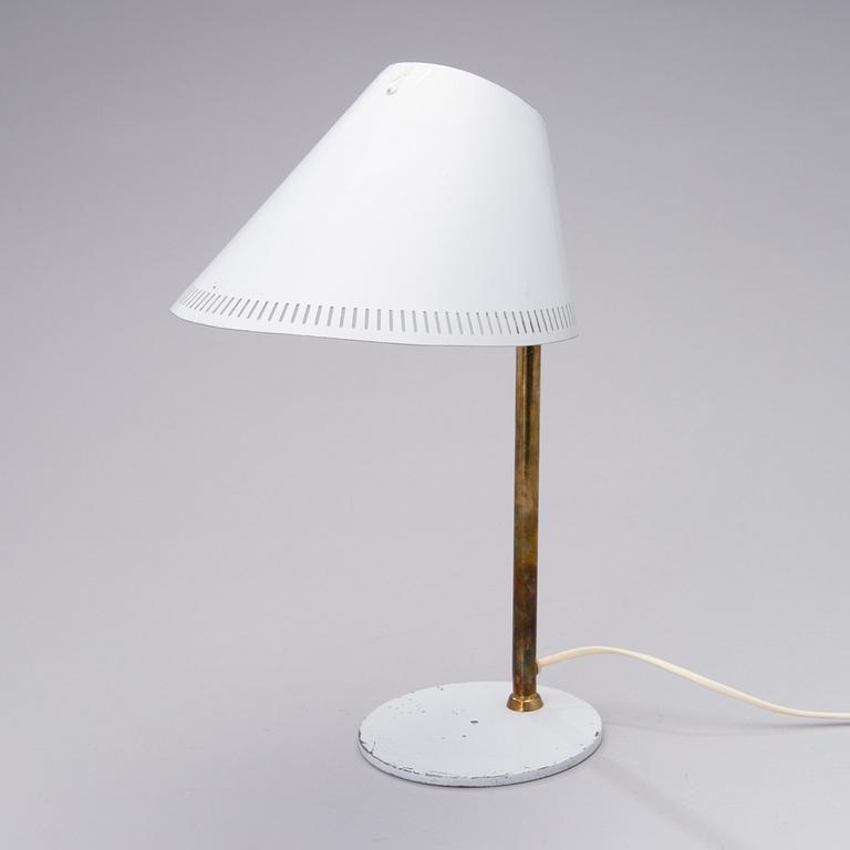 PAAVO TYNELL, pöytävalaisin, malli 9227, Idman 1900-luvun puoliväli.