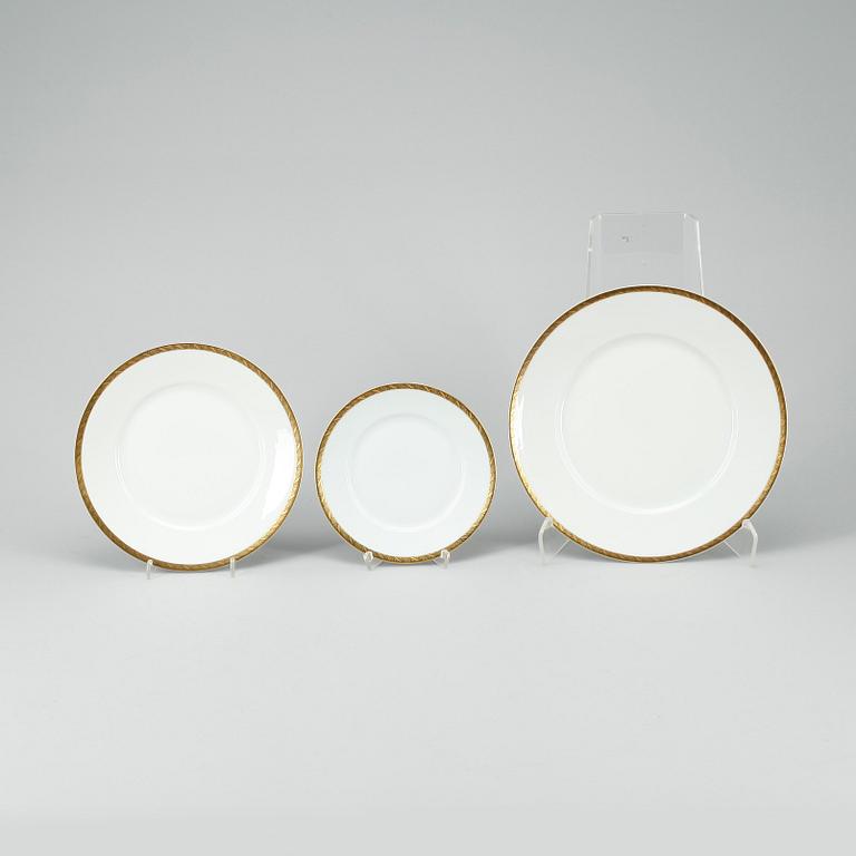 MATSERVISDELAR, 74 delar, porslin, Rosenthal, 1900-tal.