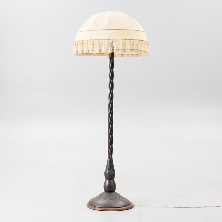 Floor lamp, Art Nouveau. Early 20th century.