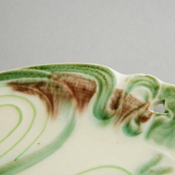 ASSIETTER, 12 st, samt FAT, flintgods, jugend, Villeroy & Boch, Niederlassung Schramberg, märkning mellan 1883-1900.