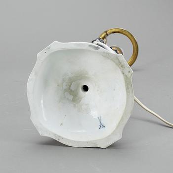 BORDSLAMPA, porslin, Meissen, 1900-tal.