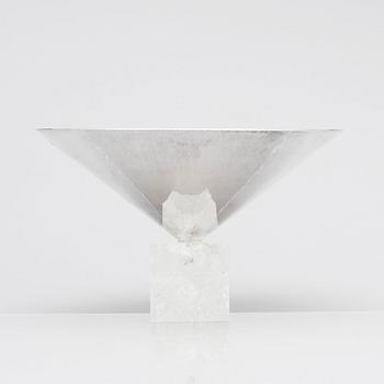 Wolfgang Gessl, a sterling silver and qvartz bowl, Ateljé Wolfgang Gessl, Stockholm 2009.