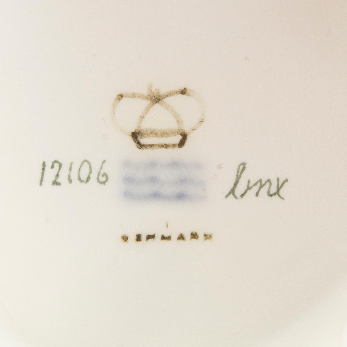 Royal Copenhagen, a porcelaine figurine no 12106.