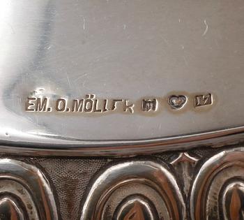 BORDSUPPSATS, silver, EM O Möller, Malmö 1911. Vikt ca 2580 gram.
