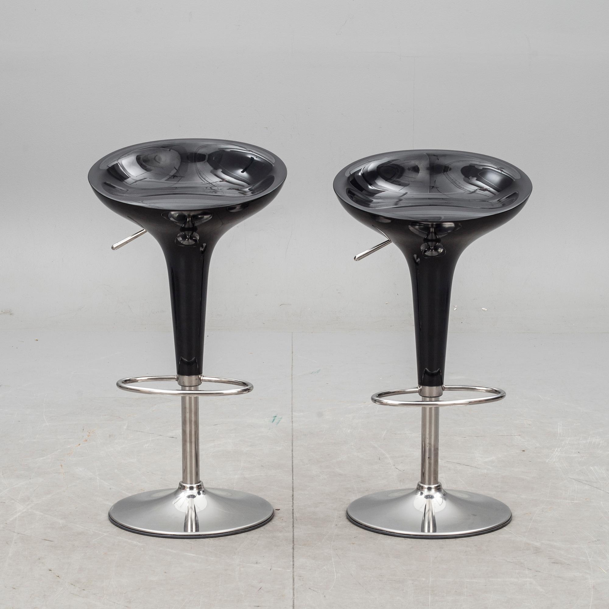 BARSTOLAR, 2 st, "Bombo Chair", Stefano Giovannoni, Magis, 2000-talets början.