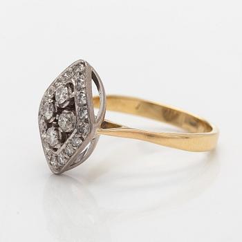 Sormus, briljantti- ja 8/8-hiotut timantit, 18K kultaa.