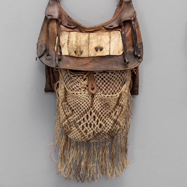 TWO LEATHER HUNTING BAGS, 19th/20th century.