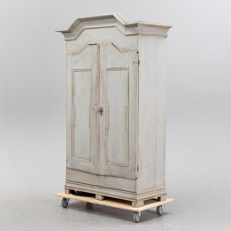 A 18/19th Century cabinet.