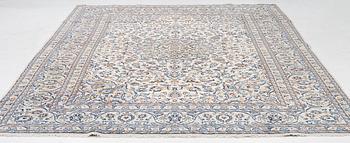 Matta, Keshan, ca 408 x 392 cm.