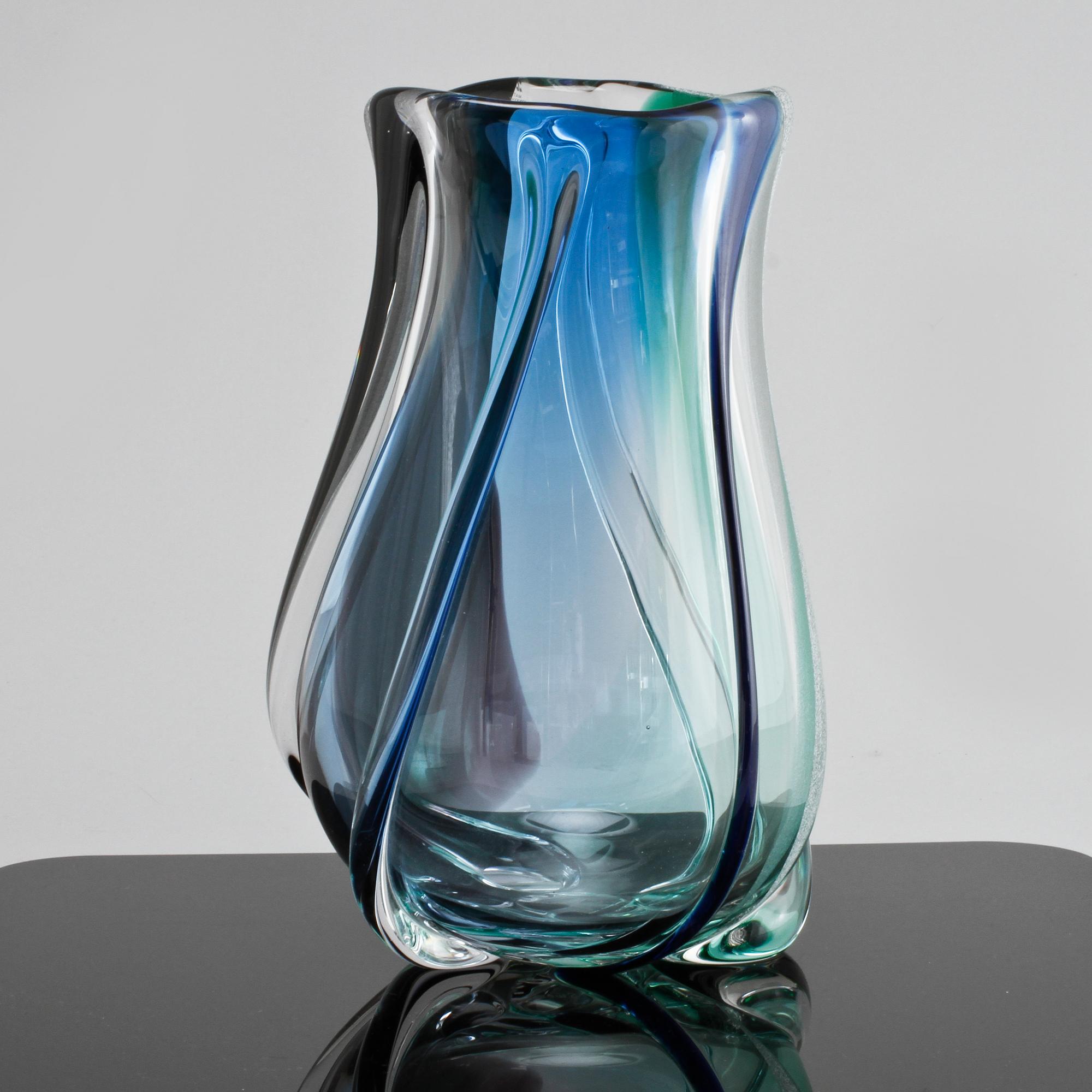 VAS, glas, Mats Jonasson, Målerås, limited edition, signerad och numrerad 6/99, 2000-tal.