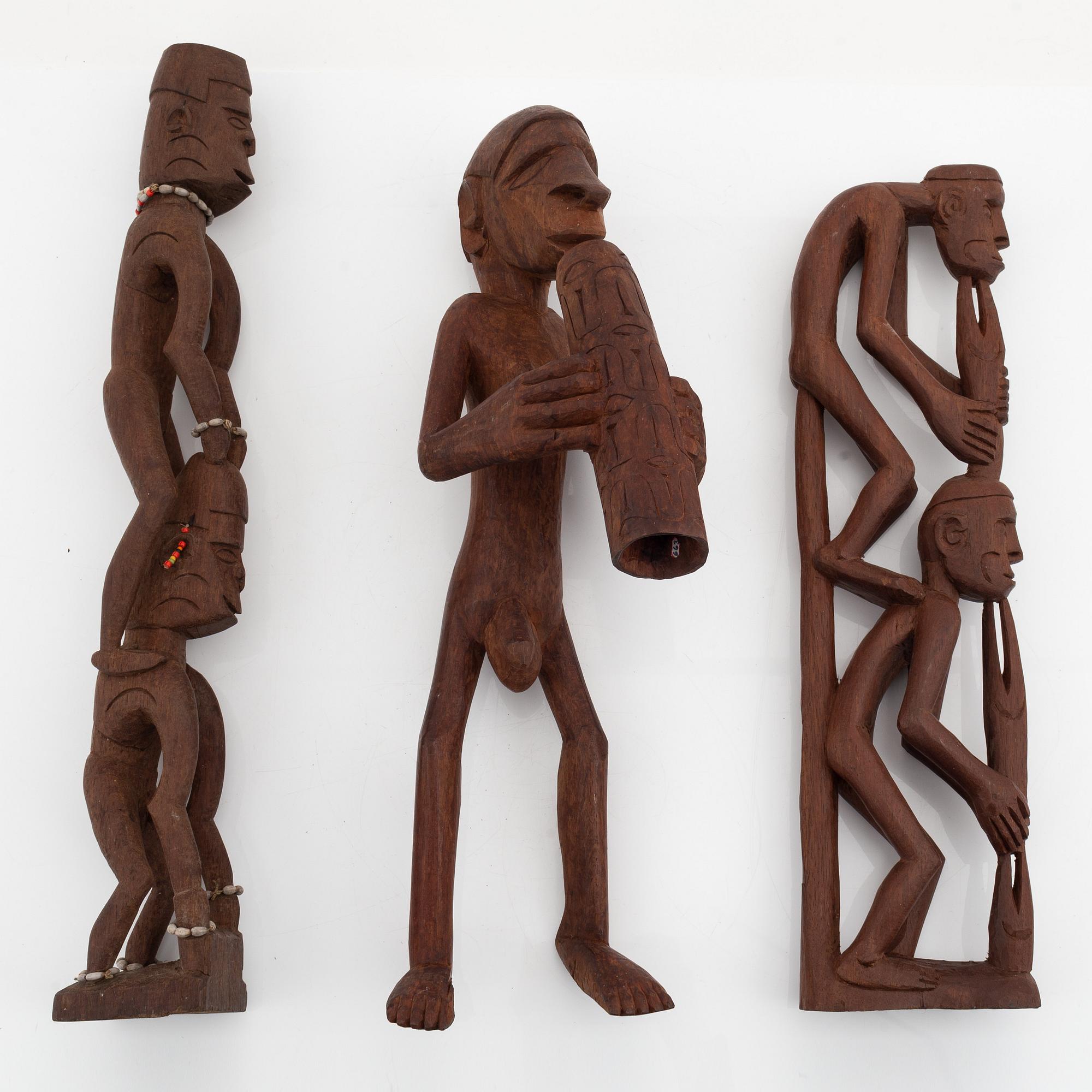 Skulpturer, tre stycken, hardwood. Asmat, Indonesien, 1900-tal.