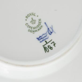 KAFFESERVIS, 18 delar, "Musselmalet", Royal Copenhagen, Danmark, 1900-talets andra hälft.